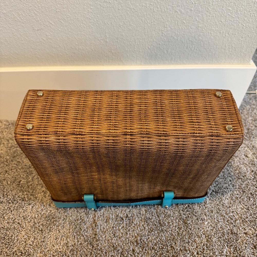 Unique Kate Spade Wine Bag! Perfect gift. - Picture 5 of 5